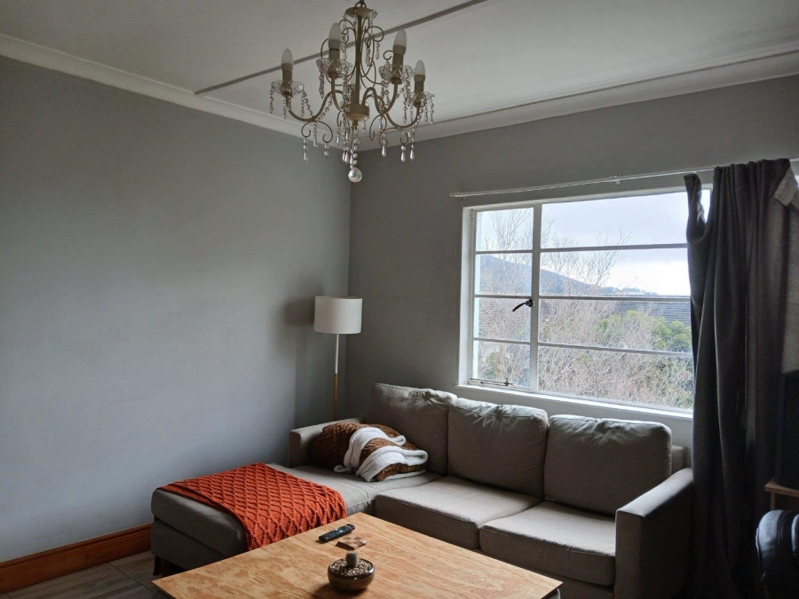 To Let 1 Bedroom Property for Rent in Vredehoek Western Cape
